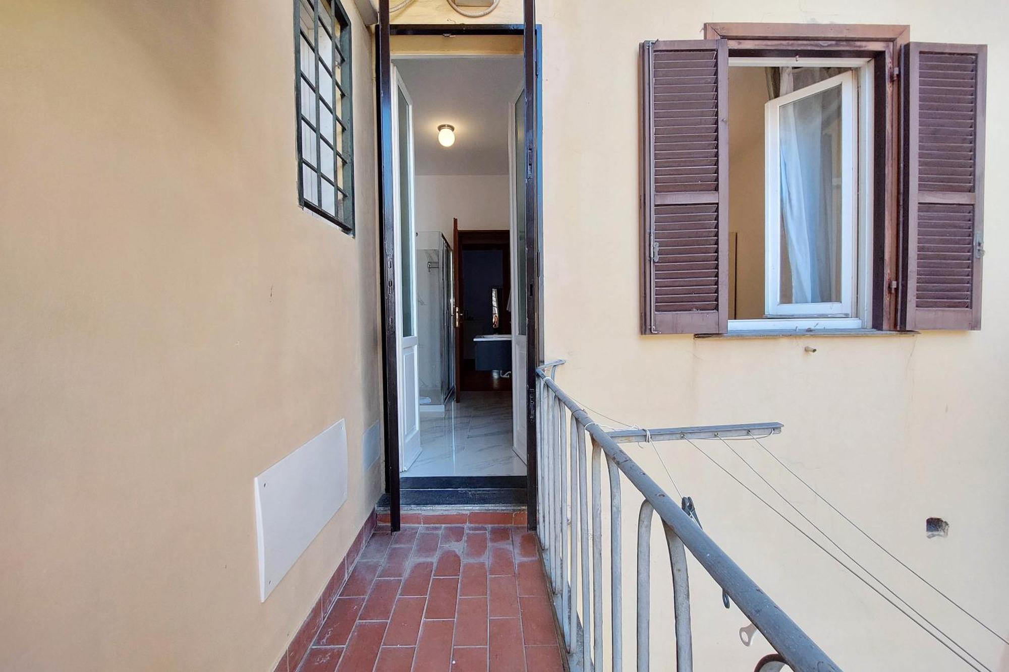 Ych-Comfortable 2 Bedrooms Flat Near Colosseum ローマ エクステリア 写真