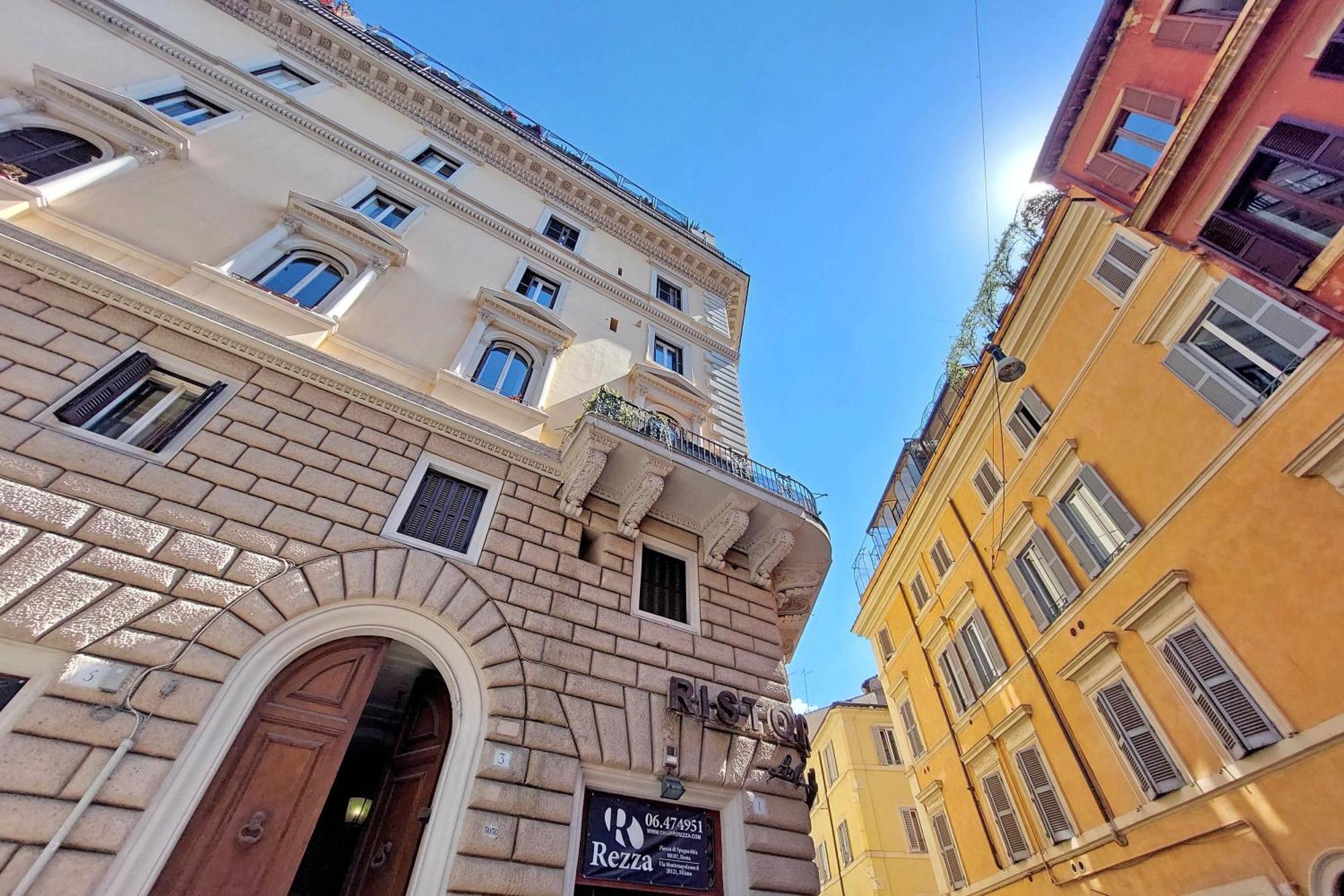 Ych-Comfortable 2 Bedrooms Flat Near Colosseum ローマ エクステリア 写真