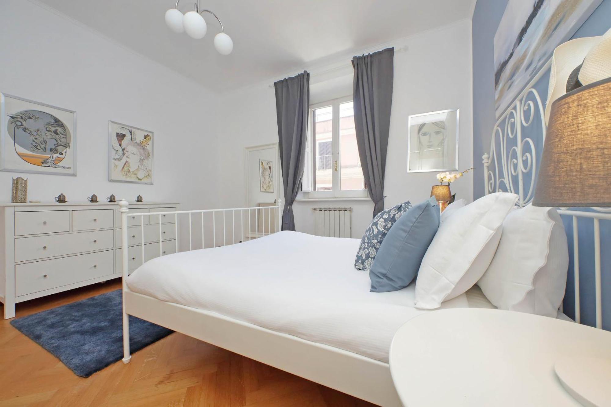 Ych-Comfortable 2 Bedrooms Flat Near Colosseum ローマ エクステリア 写真