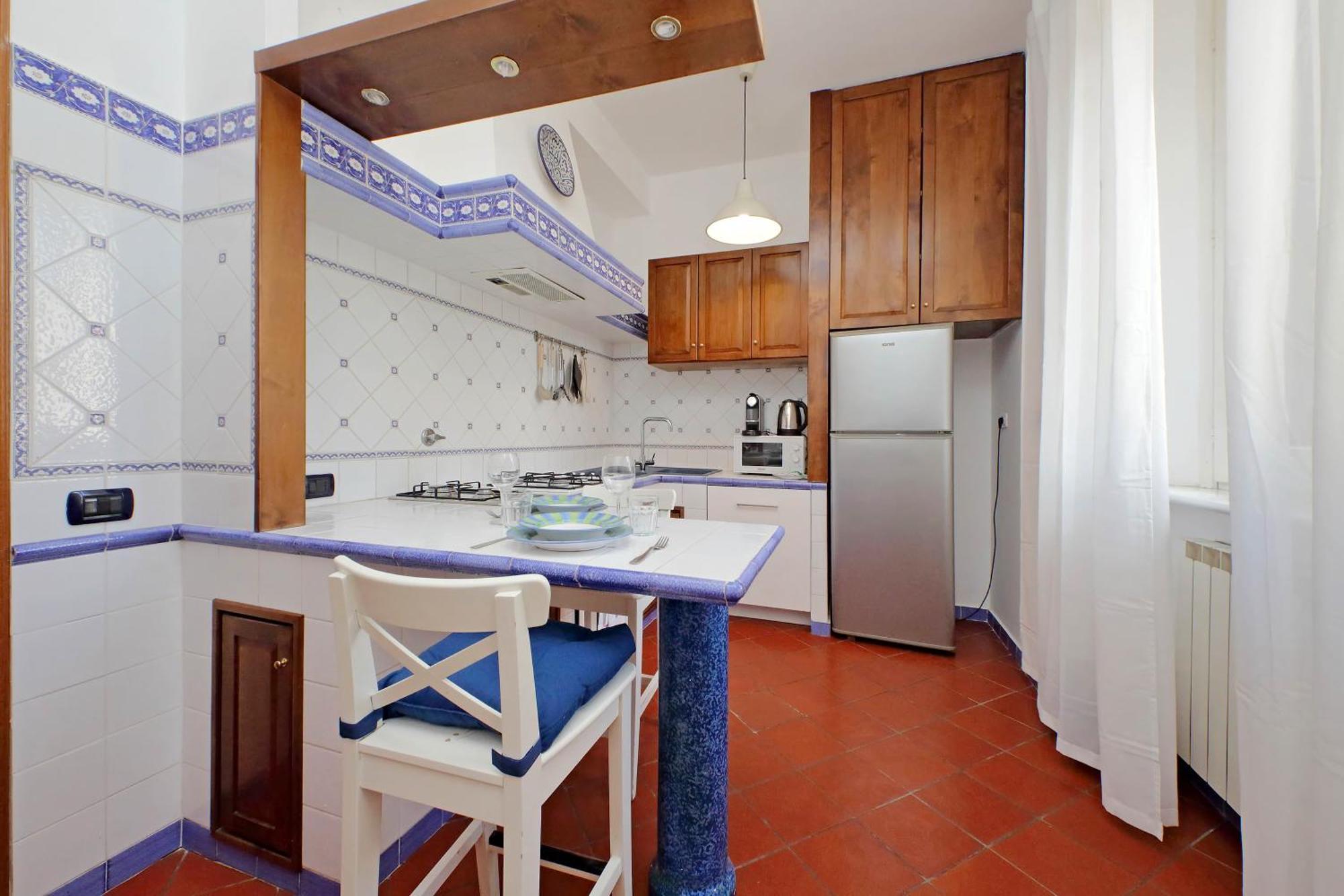 Ych-Comfortable 2 Bedrooms Flat Near Colosseum ローマ エクステリア 写真