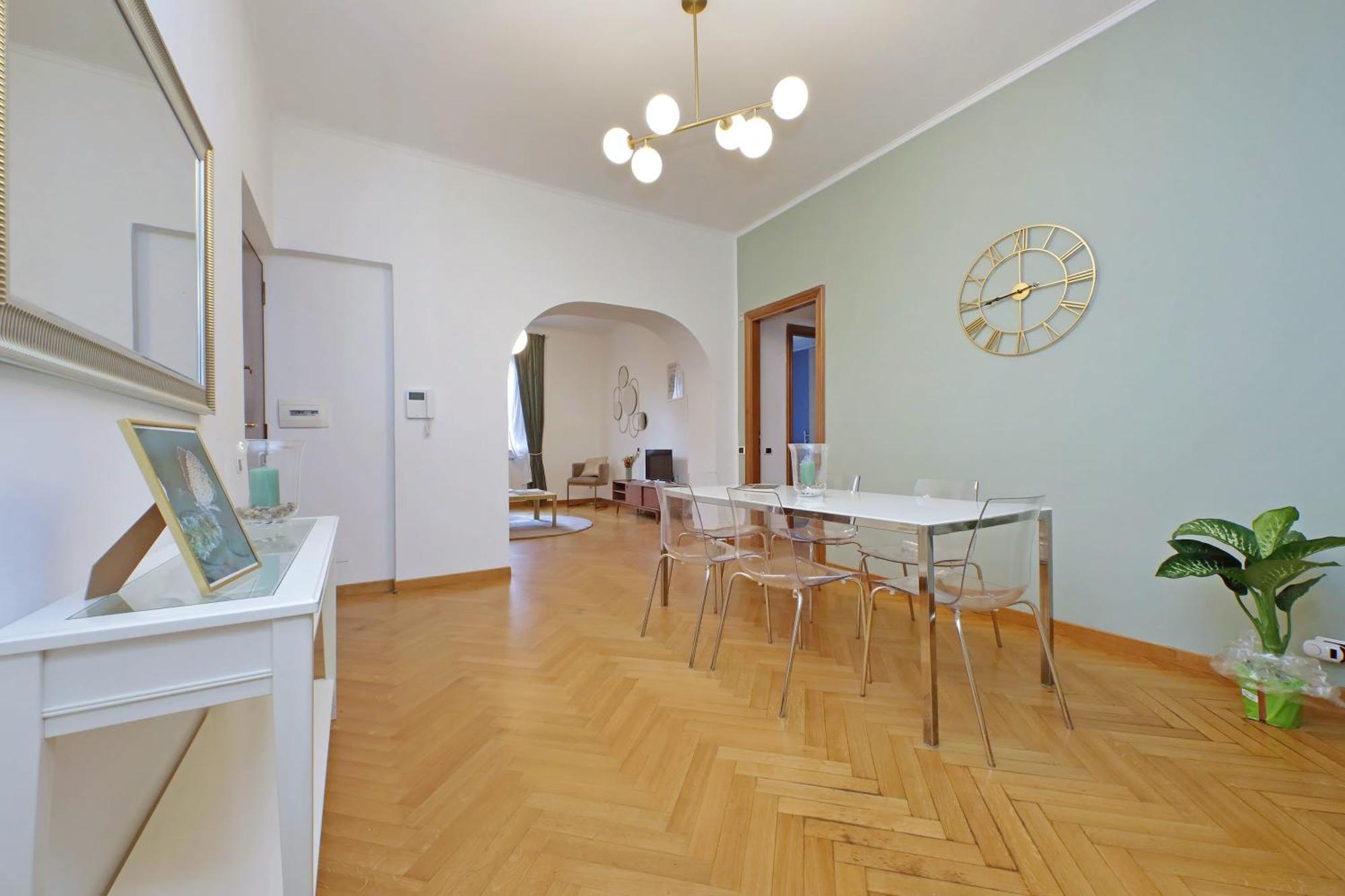 Ych-Comfortable 2 Bedrooms Flat Near Colosseum ローマ エクステリア 写真