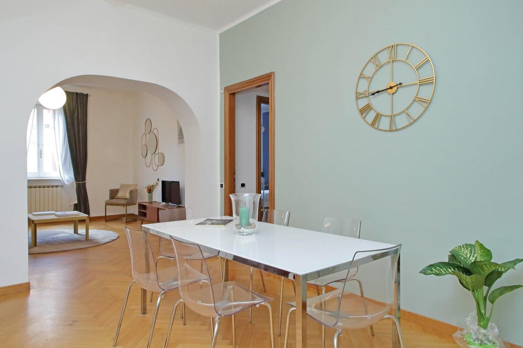 Ych-Comfortable 2 Bedrooms Flat Near Colosseum ローマ エクステリア 写真